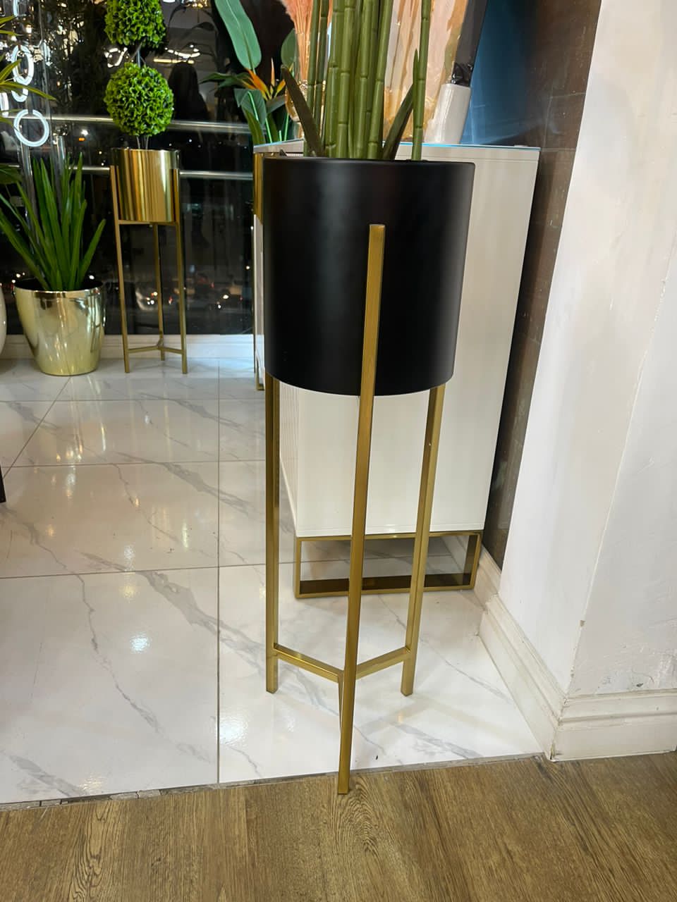 Pure stainless steel planter