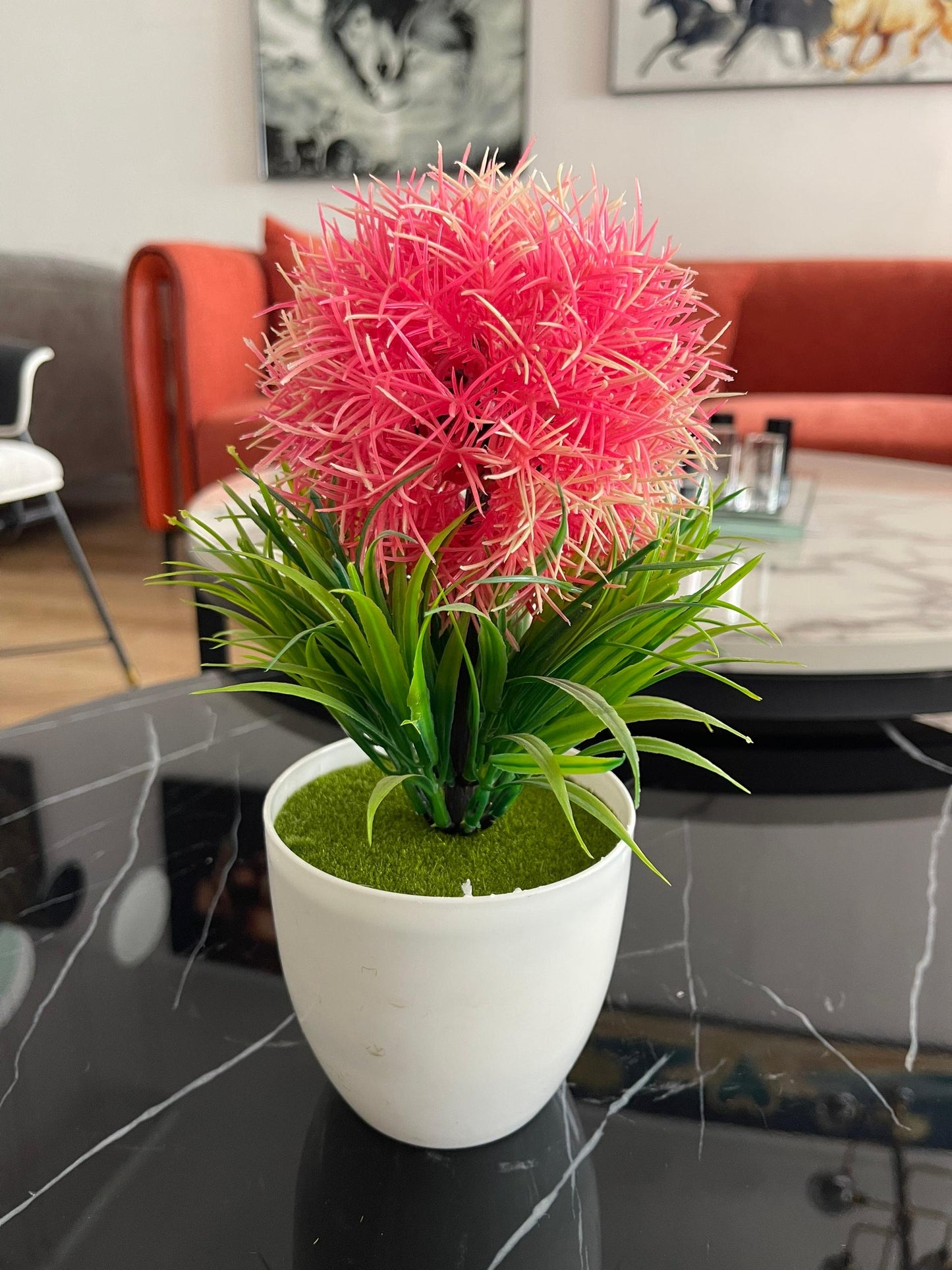 Plastic Base Table Plant