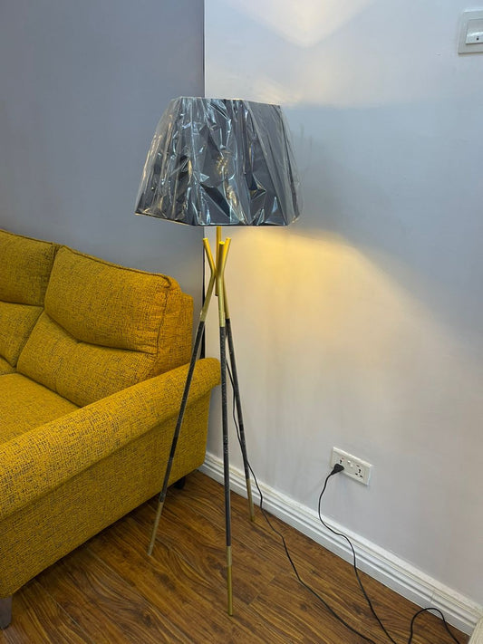 Standing lamp