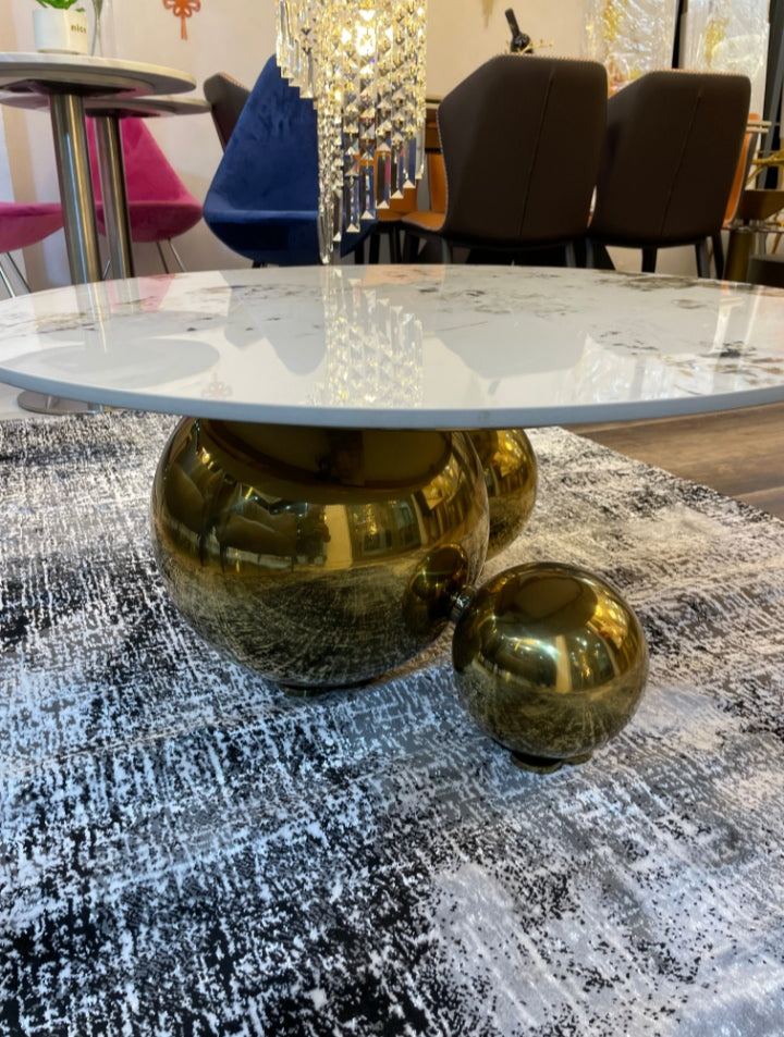 Bubble bottom single coffee table