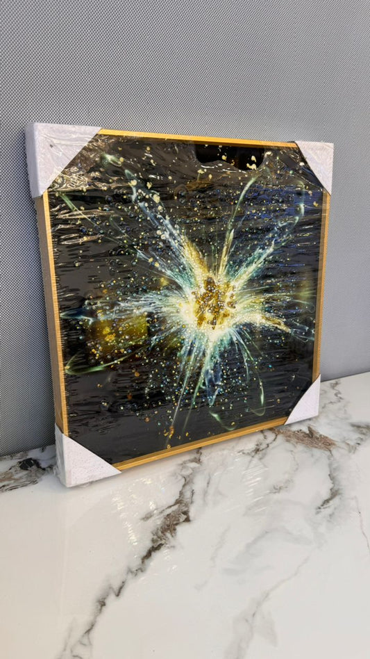 40 by 40cm crystal frame