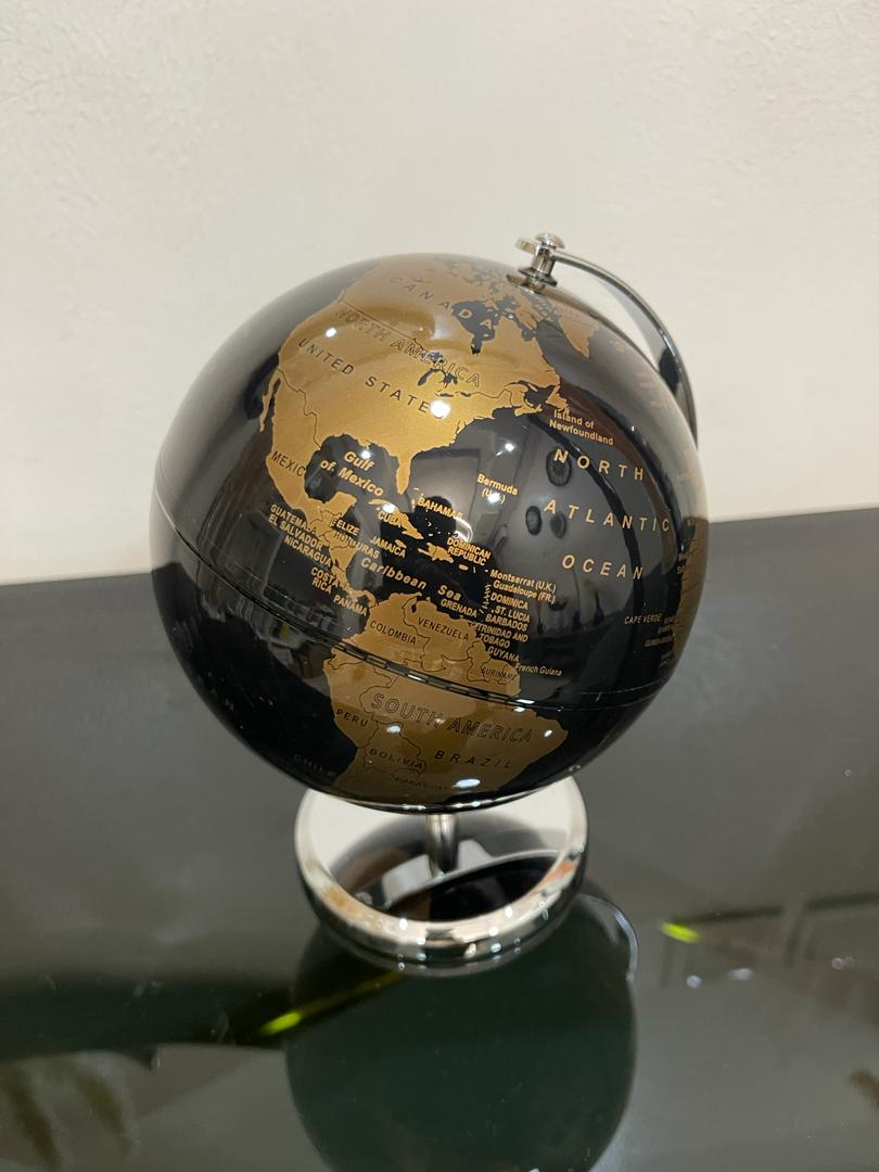 Globe decor