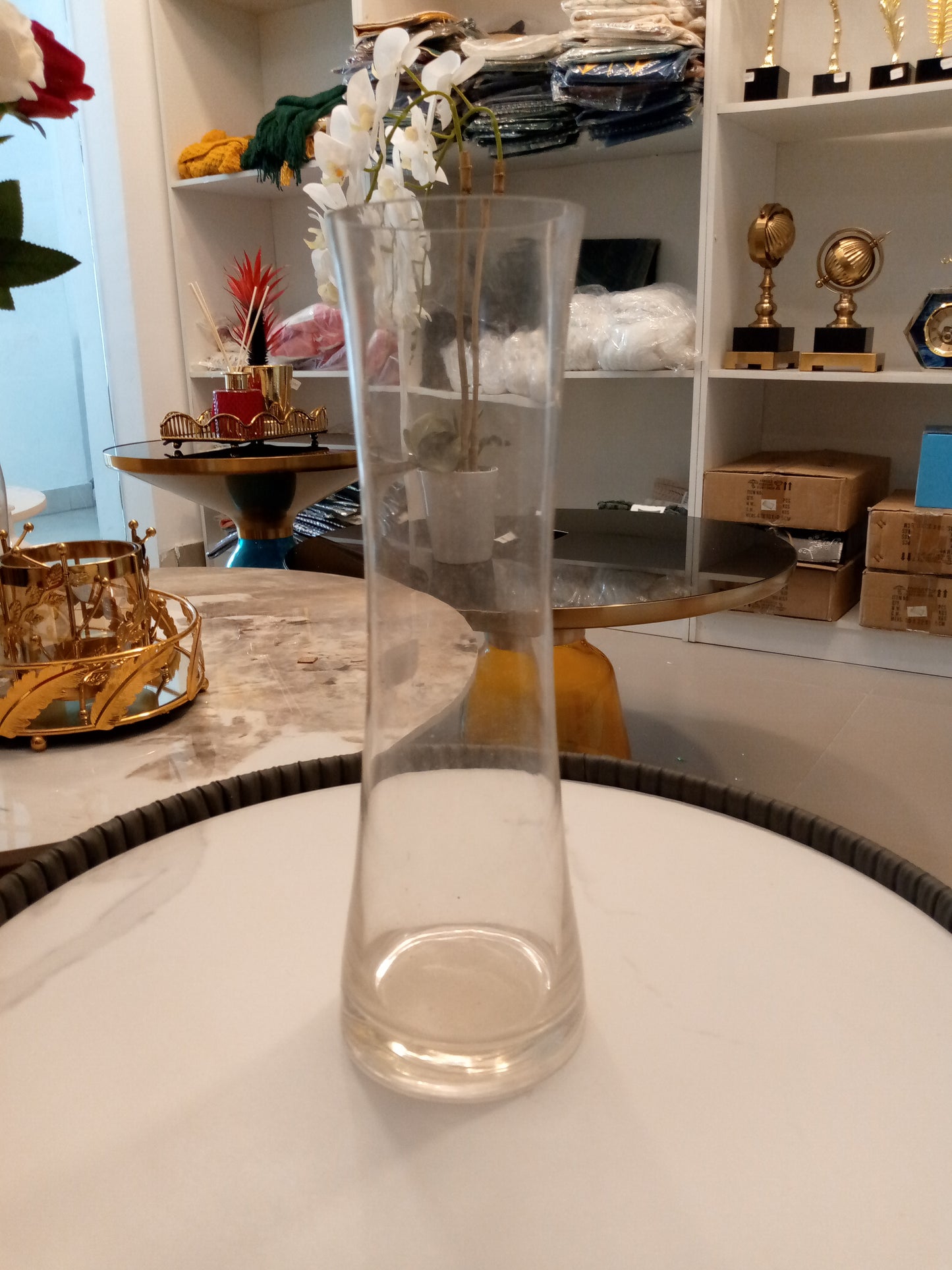 Transparent vase