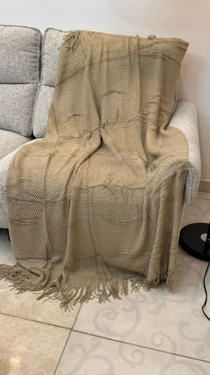 Blanket throw