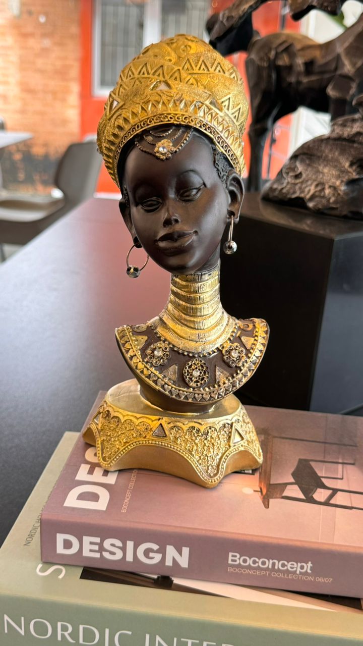 African woman decor