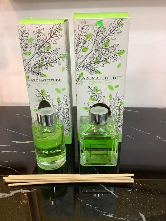 Aromattitude reed diffuser