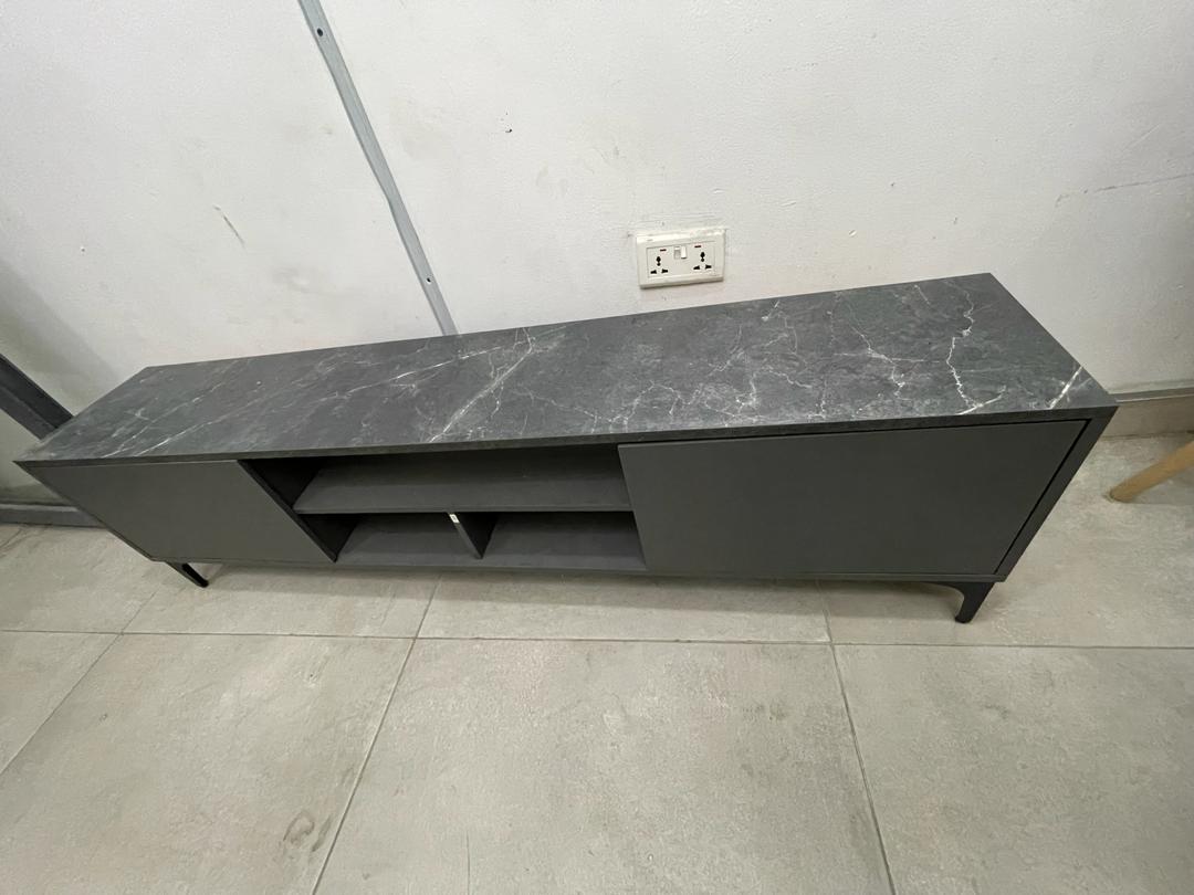 Tv console